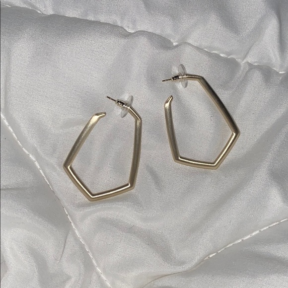 SOLD KENDRA SCOTT gold geometric shape earrings - Picture 1 of 2